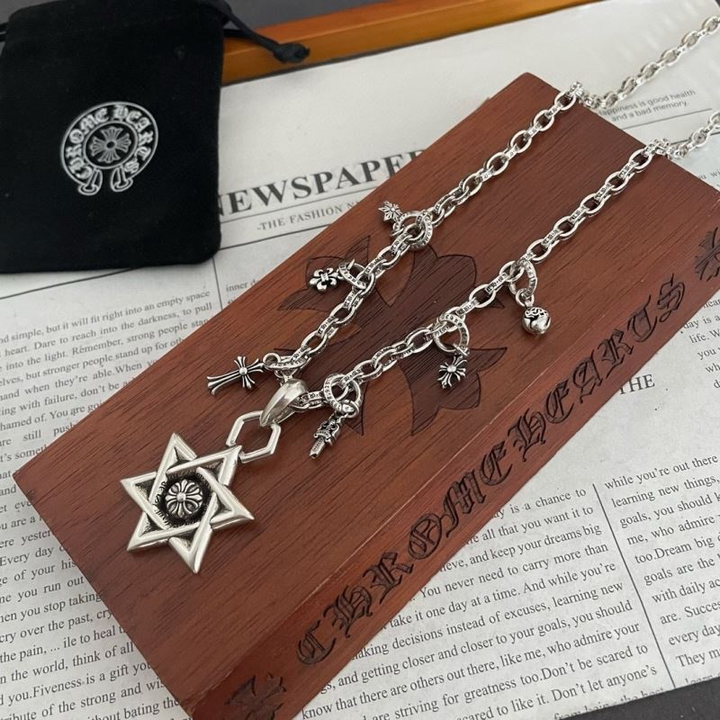 Ch*0me He**ts necklaces